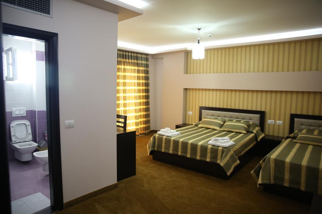 Hotel Pogradeci Værelse billede
