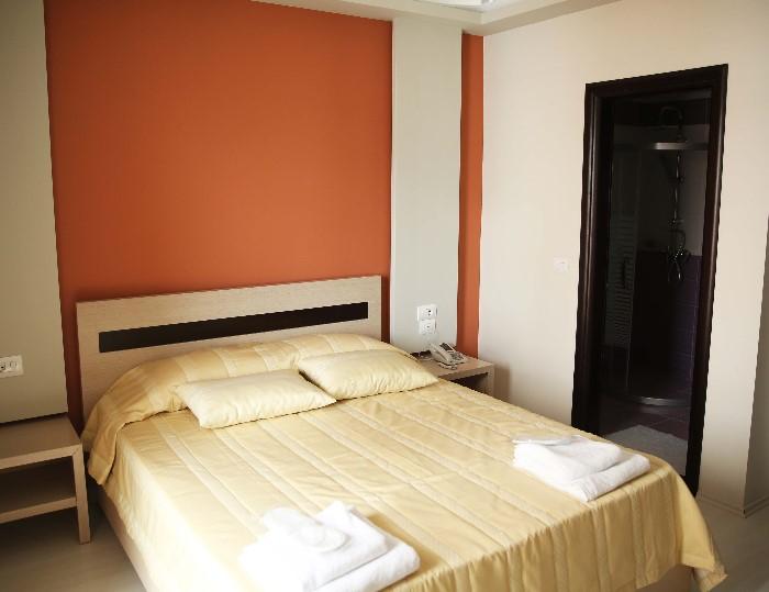 Hotel Pogradeci Eksteriør billede